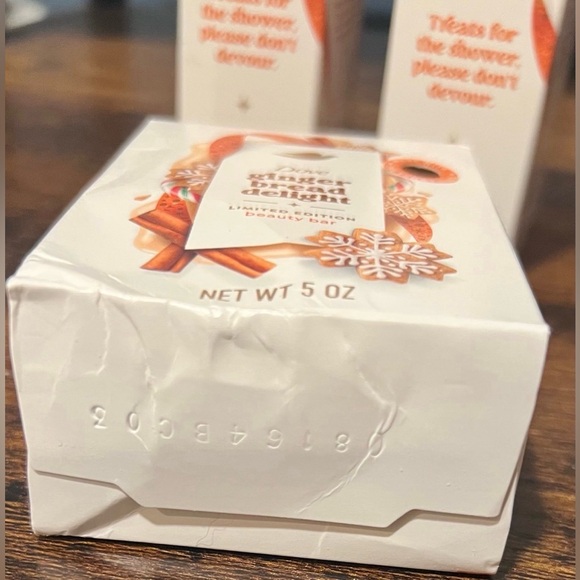 Dove Limited Edition Holiday Treats Gingerbread Delight Plant Based Bar Soap X 3 - Picture 9 of 12
